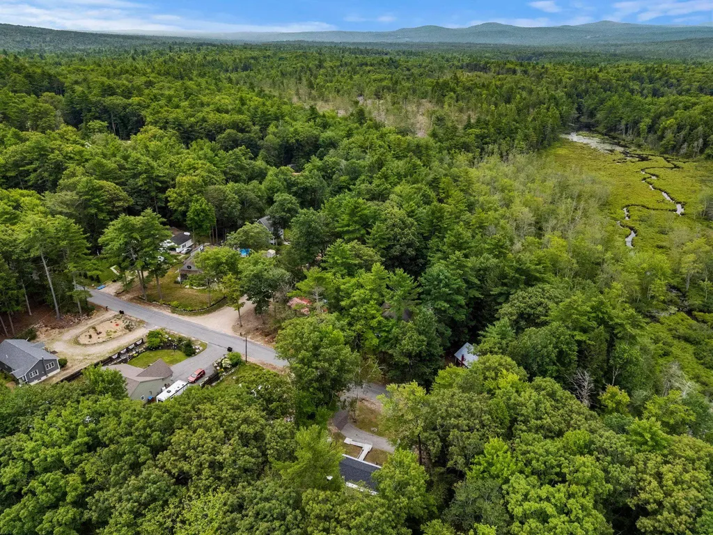11 Dudley Drive Middleton NH 03887