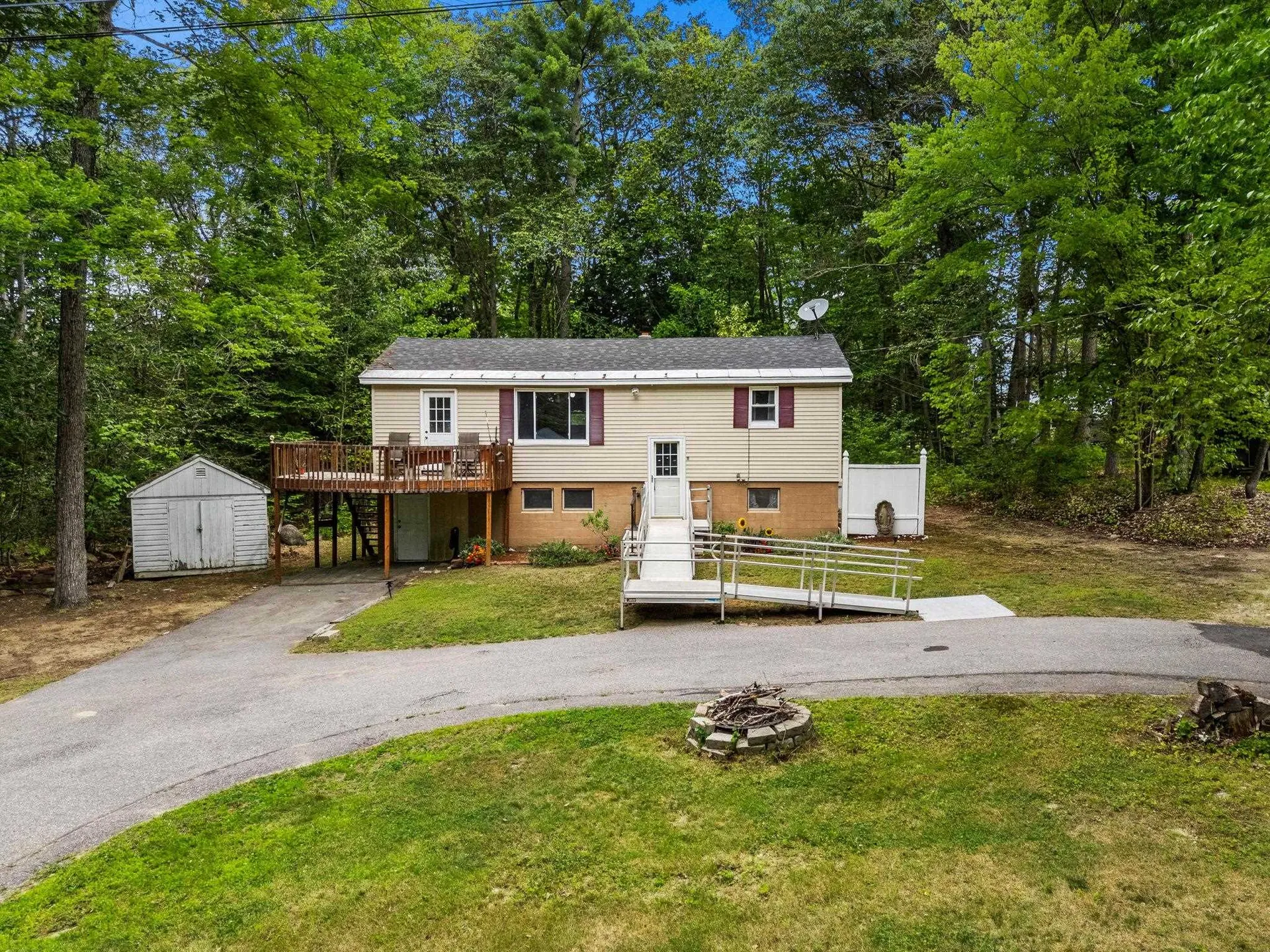 11 Dudley Drive Middleton NH 03887