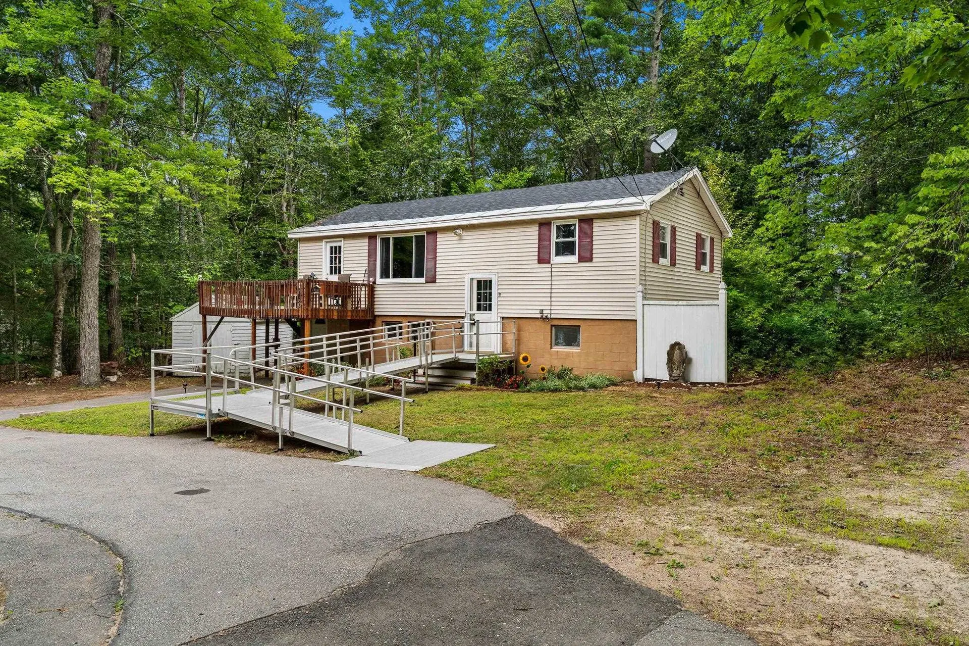 11 Dudley Drive Middleton NH 03887