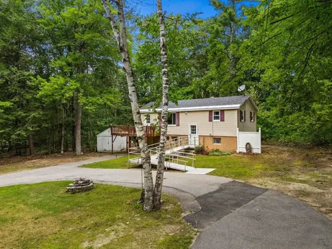 11 Dudley Drive Middleton NH 03887