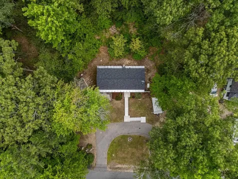 11 Dudley Drive Middleton NH 03887