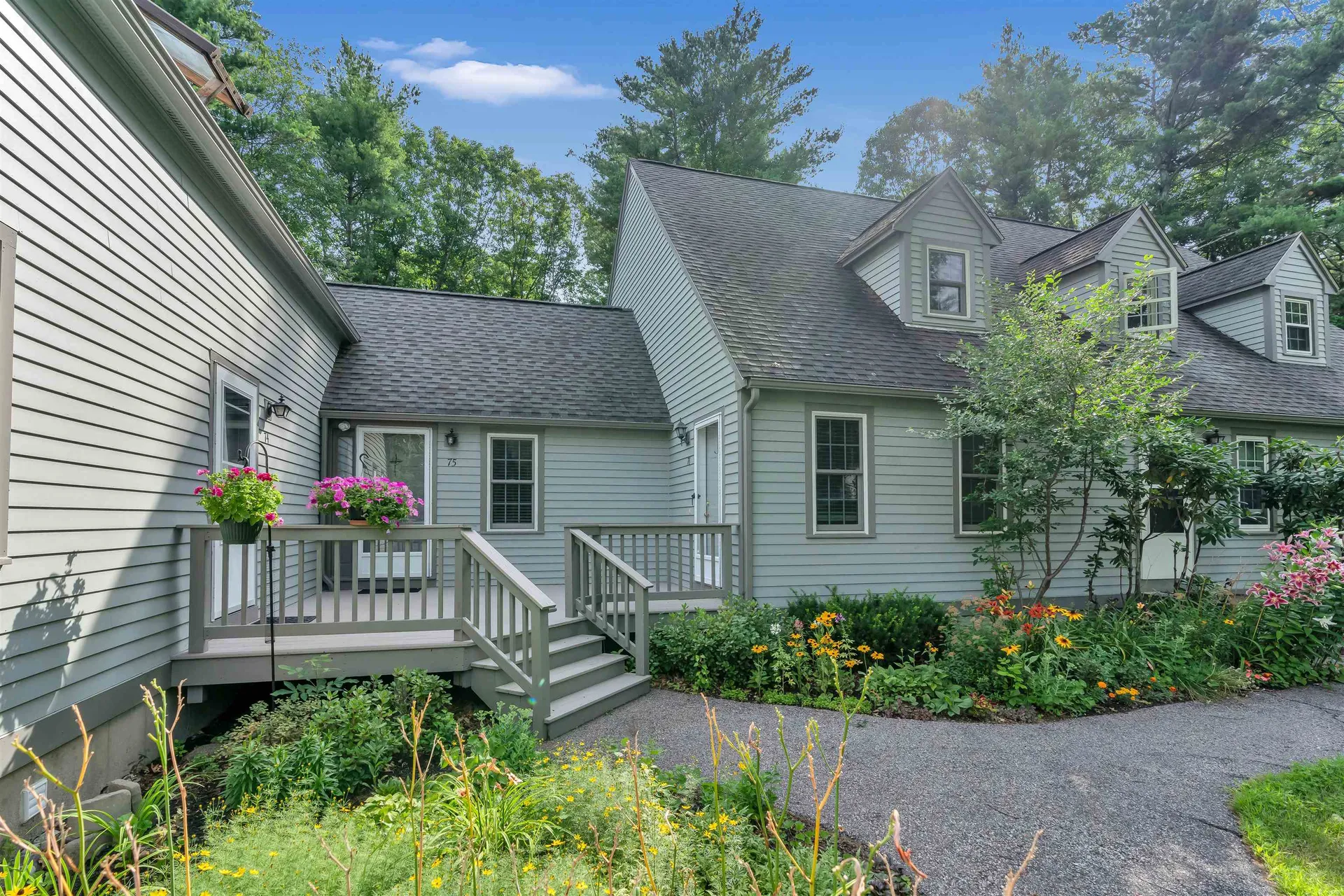 76 Glengarry Drive Stratham NH 03885