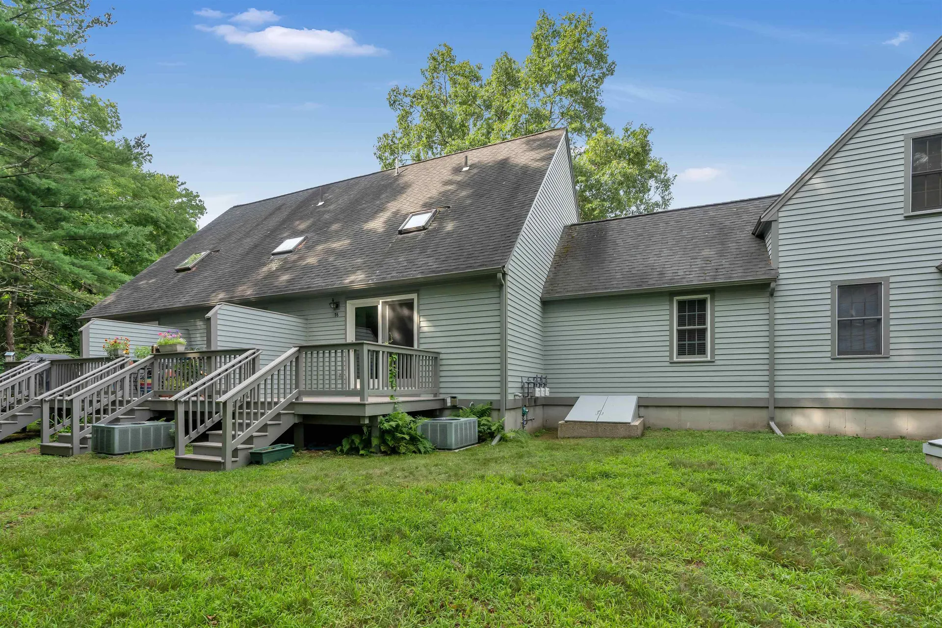 76 Glengarry Drive Stratham NH 03885