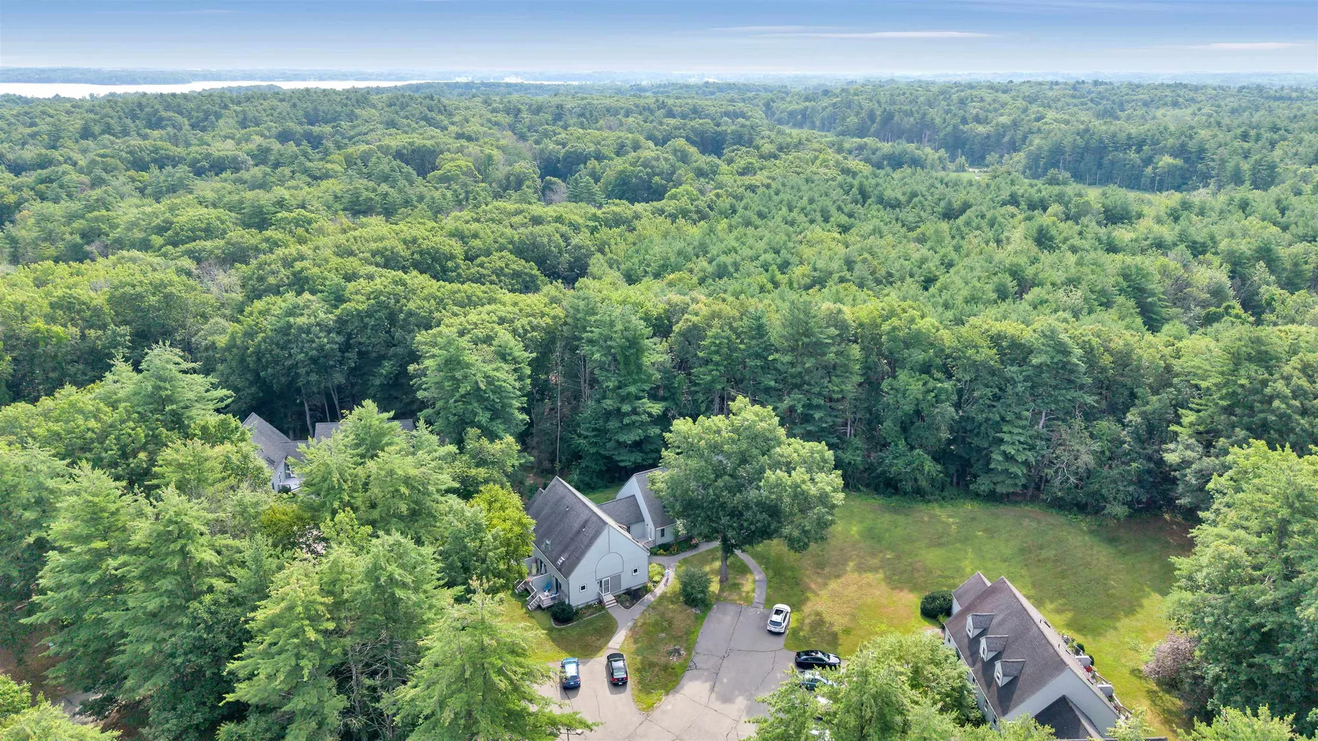 76 Glengarry Drive Stratham NH 03885
