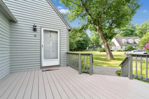 76 Glengarry Drive Stratham NH 03885