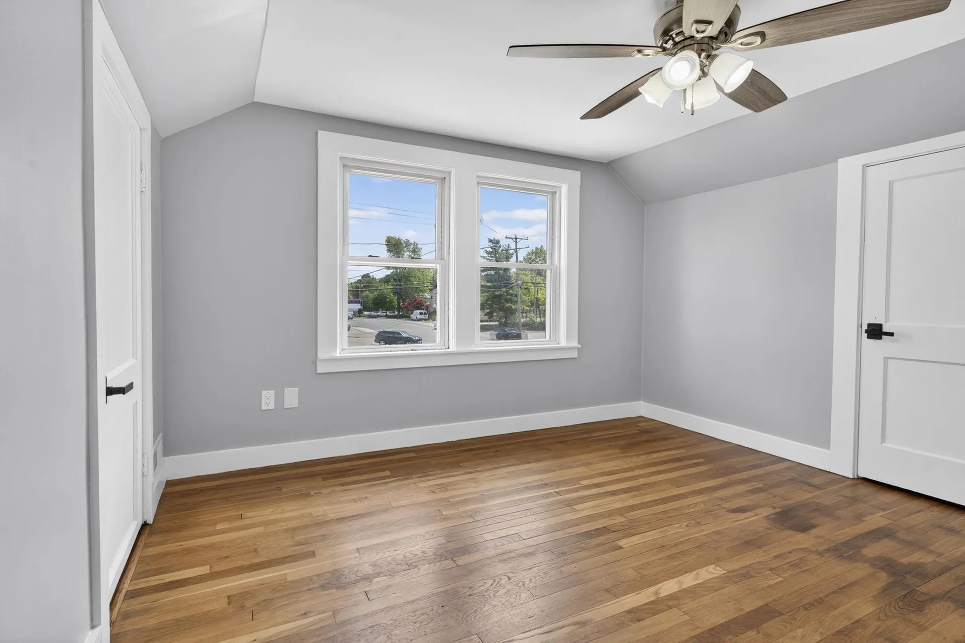 58 Lowell Road Hudson NH 03051