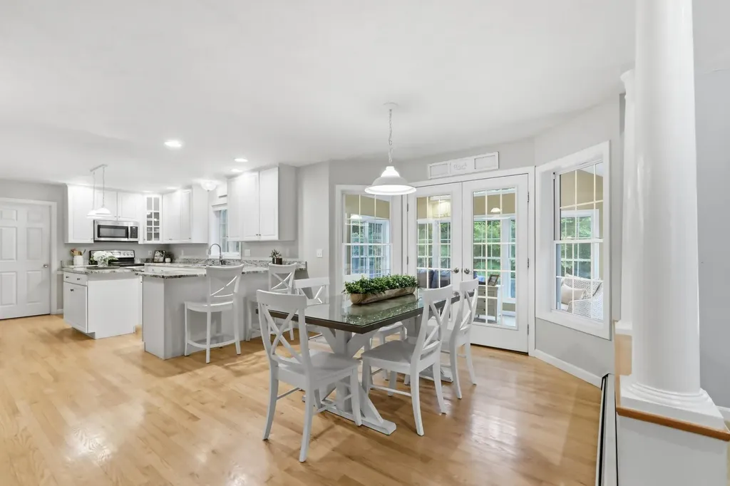 70 Ellyson Avenue Hampstead NH 03826