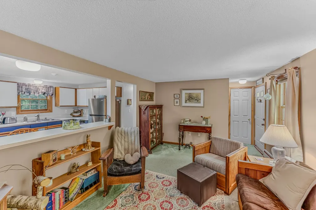 22 Wildwood Drive Campton NH 03223