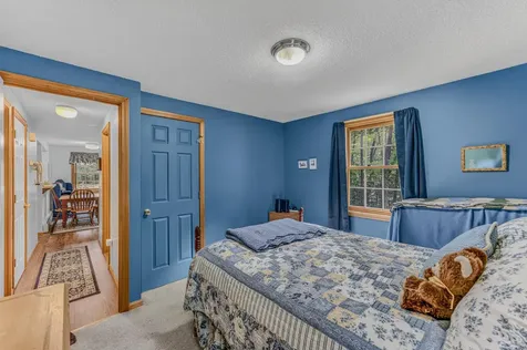 22 Wildwood Drive Campton NH 03223