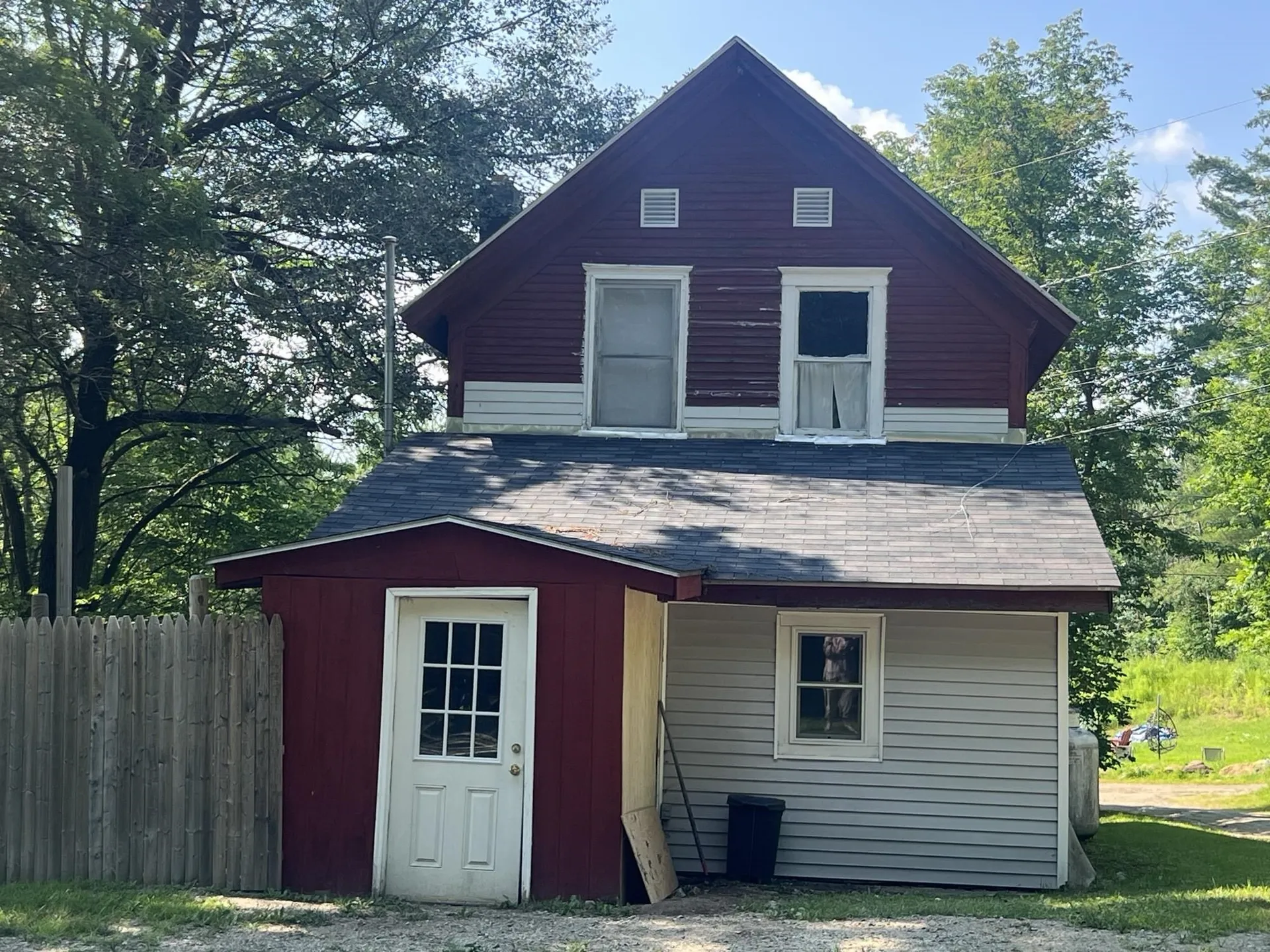 14 Railroad Street Milan NH 03588