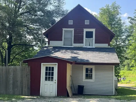 14 Railroad Street Milan NH 03588