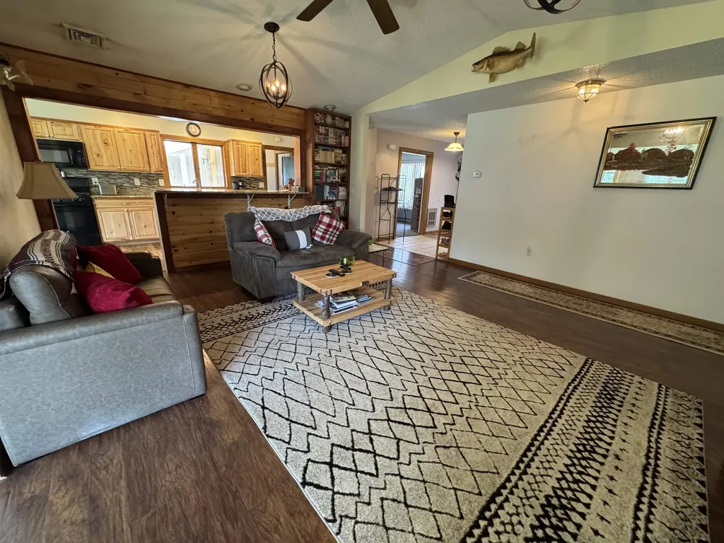 537 Memphremagog Views Newport City VT 05855