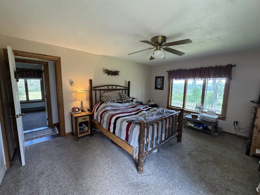537 Memphremagog Views Newport City VT 05855