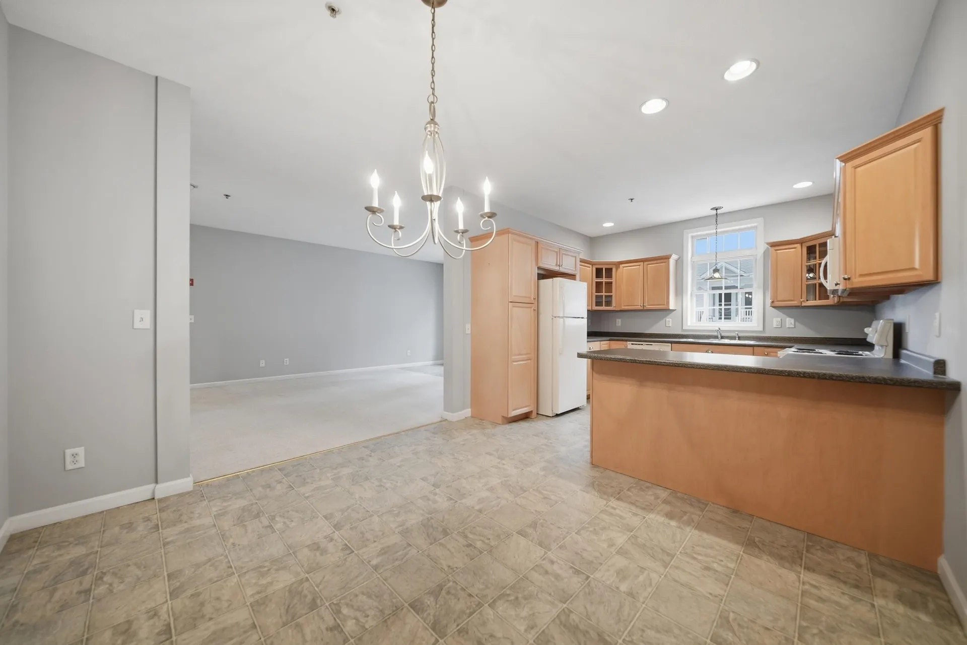 34 Mammoth Road Hooksett NH 03106