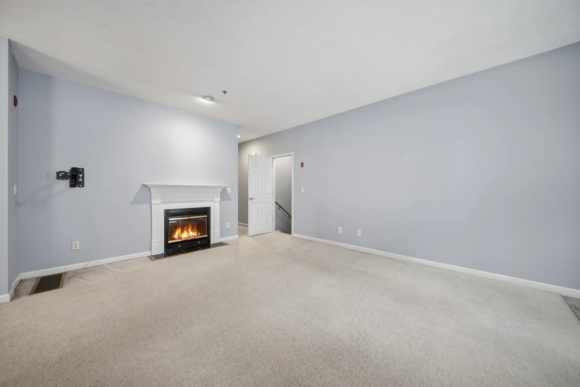 34 Mammoth Road Hooksett NH 03106