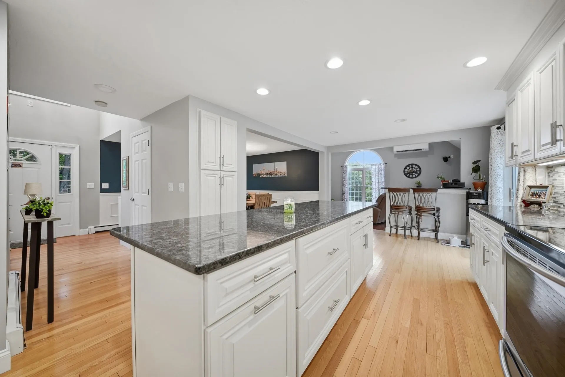 17 Laurel Road Hooksett NH 03106