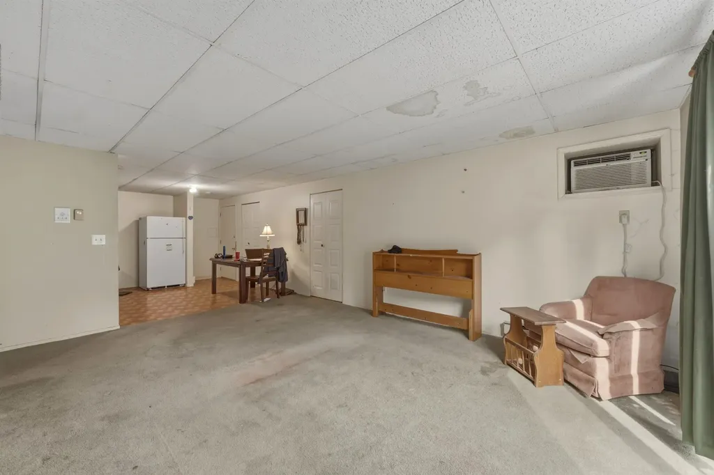 101G Capitol Hill Drive Londonderry NH 03053