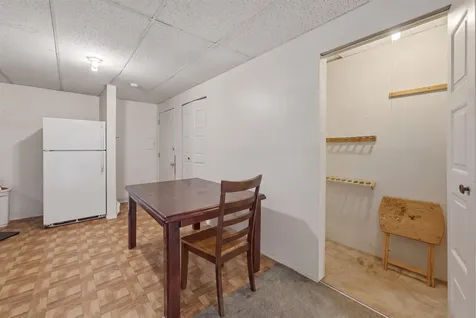 101G Capitol Hill Drive Londonderry NH 03053