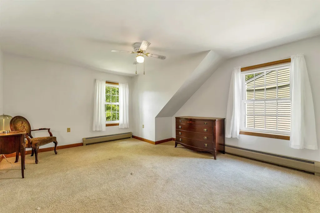 2761 Lake Shore Road Gilford NH 03249