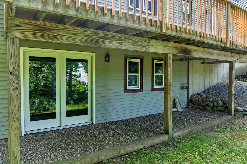 2761 Lake Shore Road Gilford NH 03249