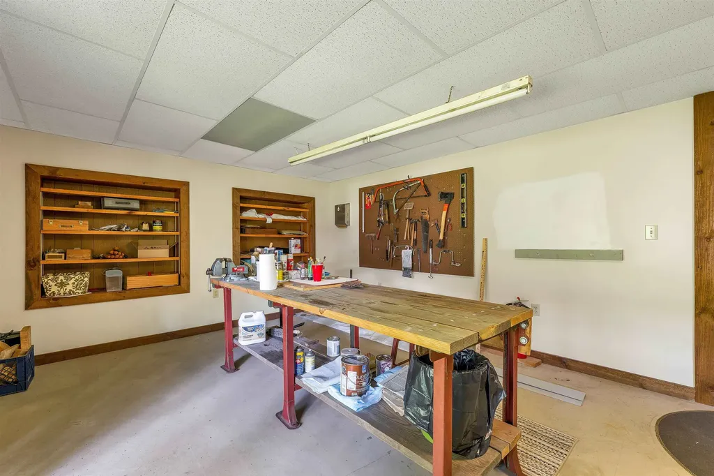 2761 Lake Shore Road Gilford NH 03249