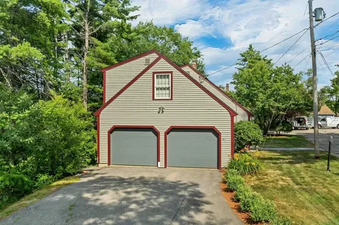 2761 Lake Shore Road Gilford NH 03249