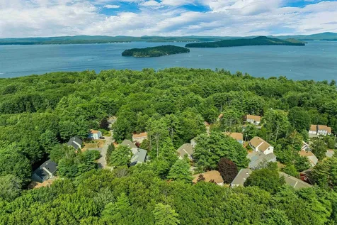 2761 Lake Shore Road Gilford NH 03249