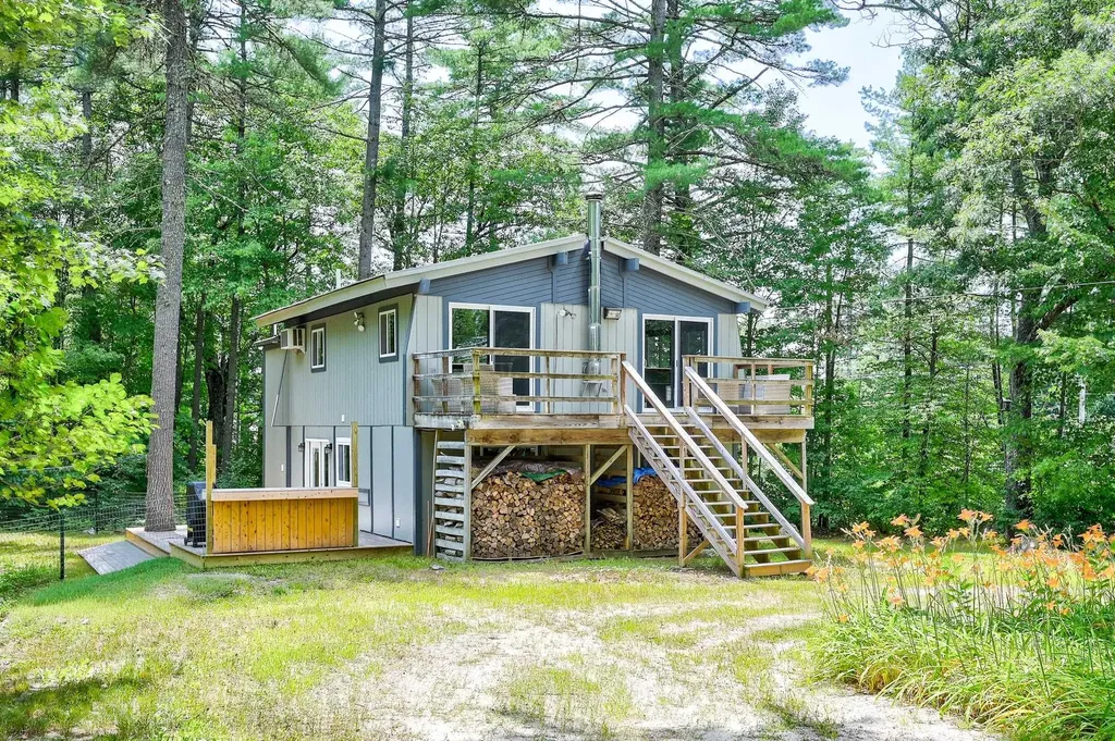 11 Keene Lane Bridgton ME 04009