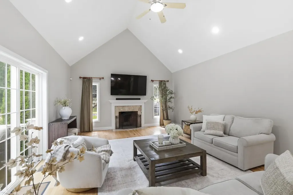 15 Northland Road Windham NH 03087