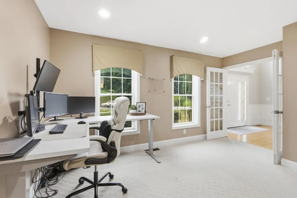 15 Northland Road Windham NH 03087