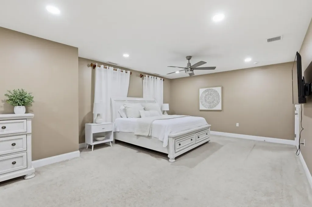 15 Northland Road Windham NH 03087