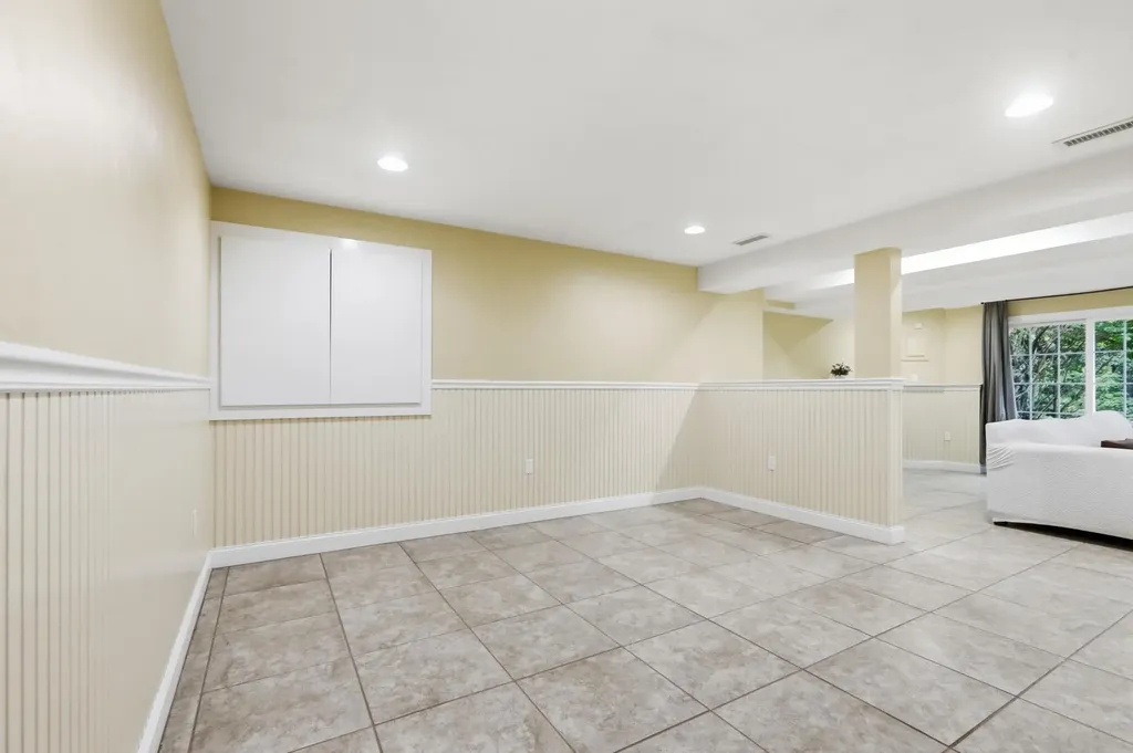 15 Northland Road Windham NH 03087