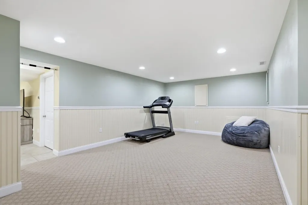 15 Northland Road Windham NH 03087