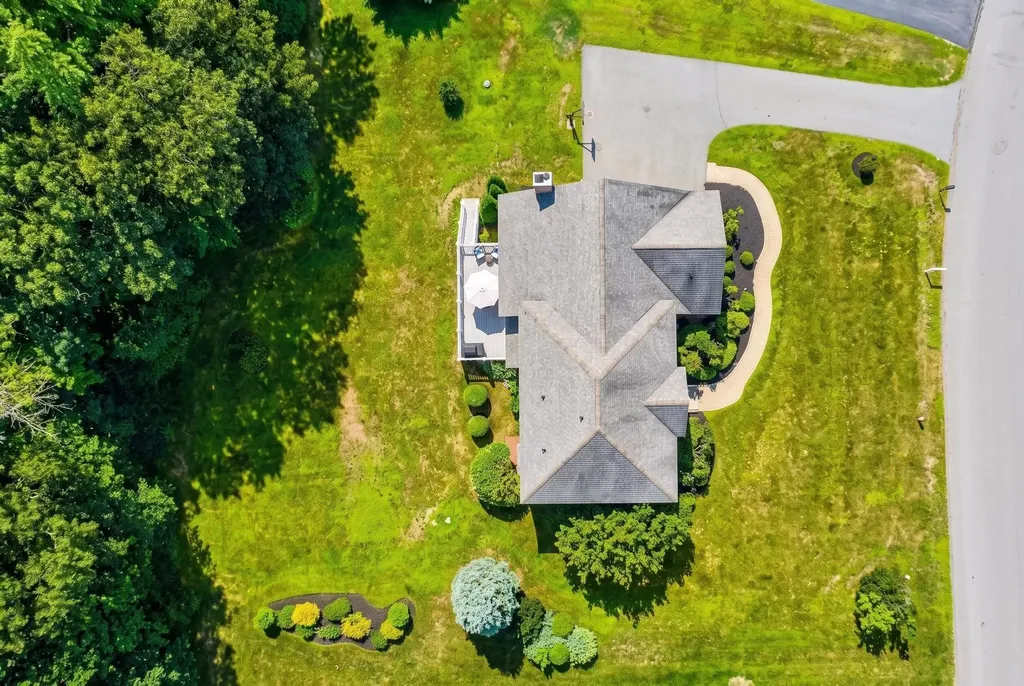 15 Northland Road Windham NH 03087