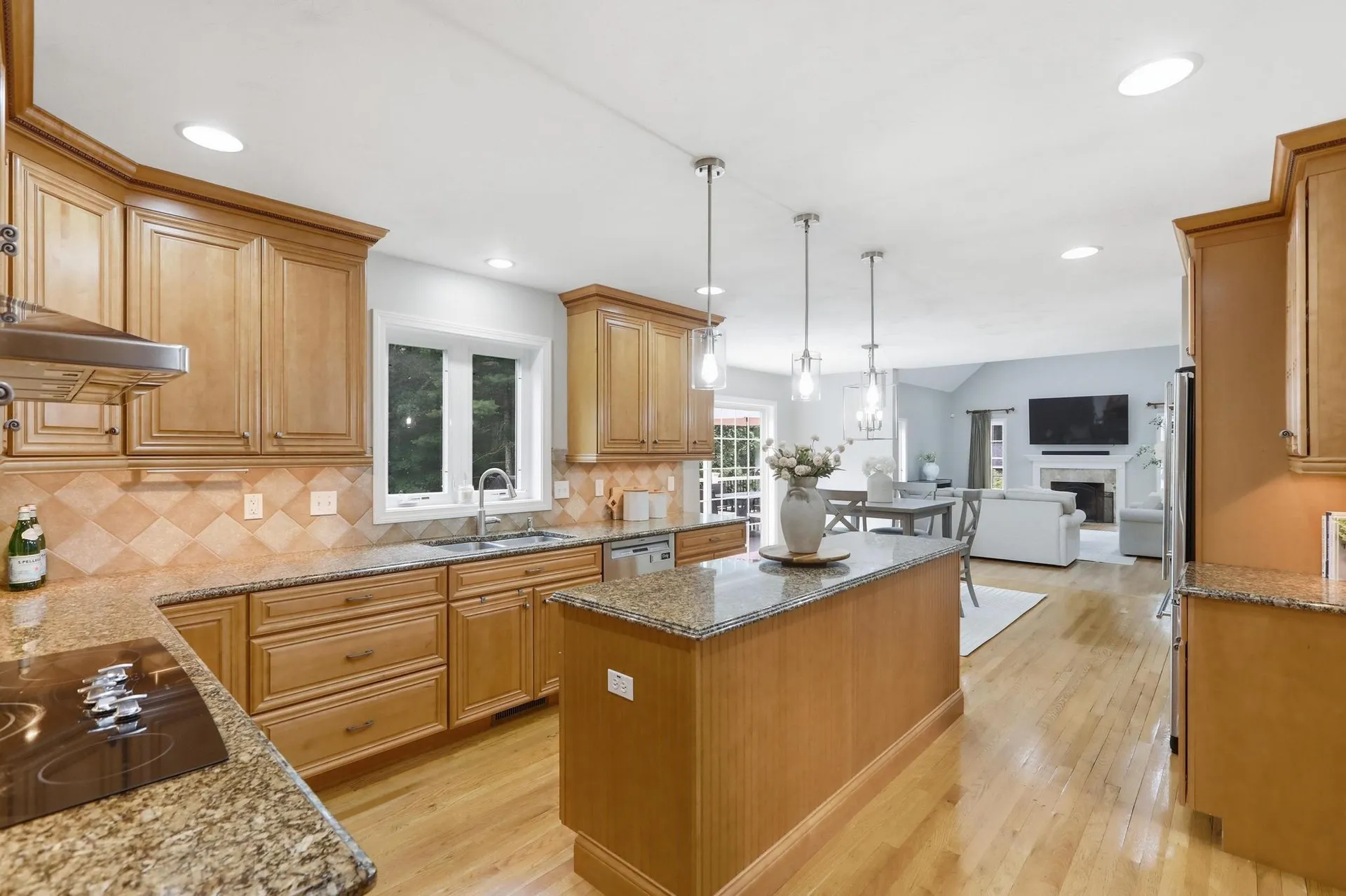 15 Northland Road Windham NH 03087