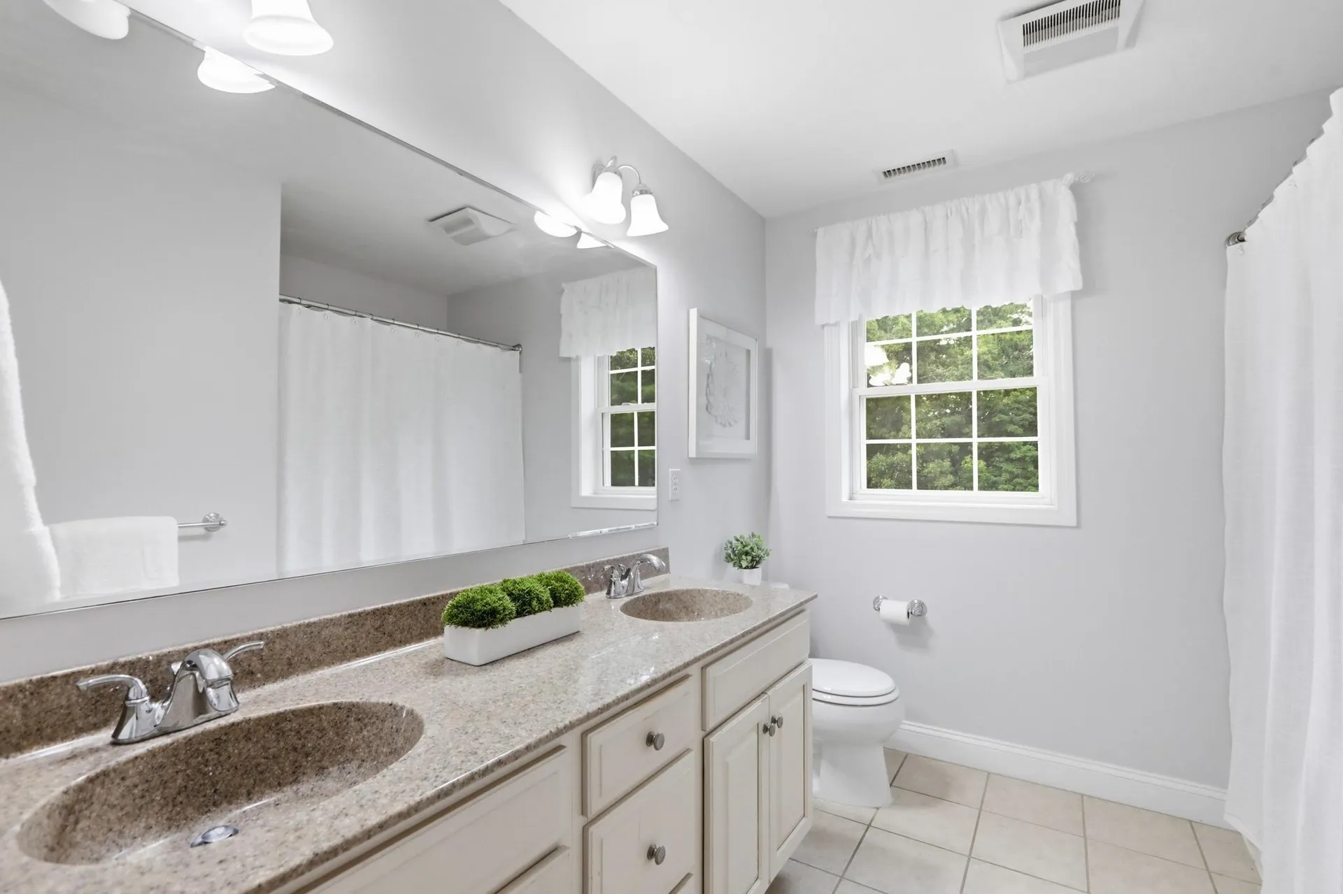 15 Northland Road Windham NH 03087