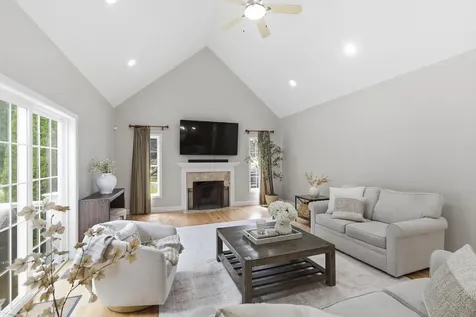 15 Northland Road Windham NH 03087
