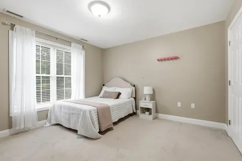 15 Northland Road Windham NH 03087