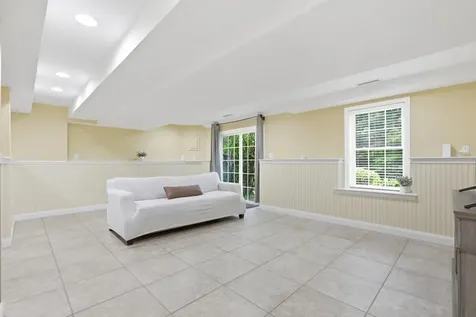 15 Northland Road Windham NH 03087