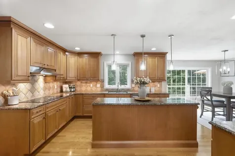 15 Northland Road Windham NH 03087