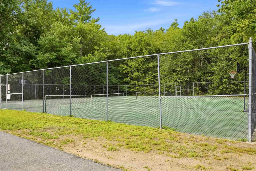 17 Chestnut Circle Merrimack NH 03054