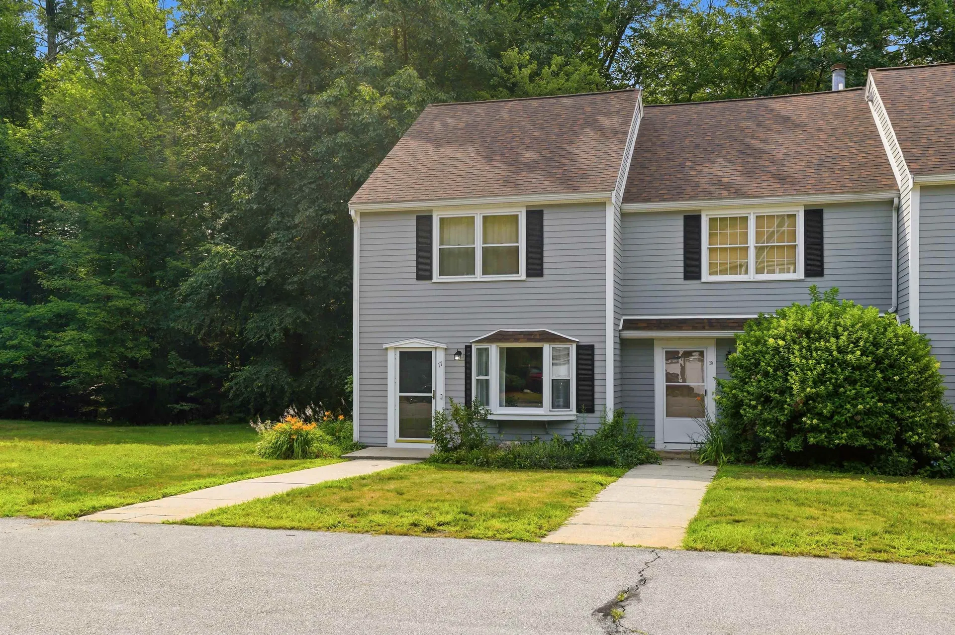 17 Chestnut Circle Merrimack NH 03054