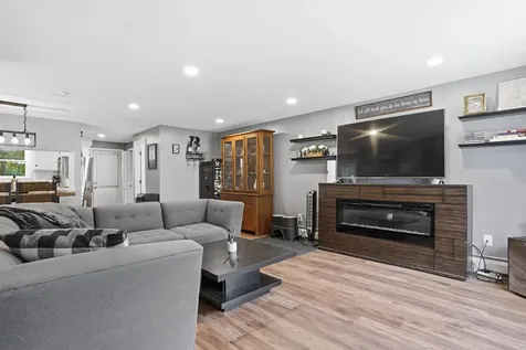 17 Chestnut Circle Merrimack NH 03054