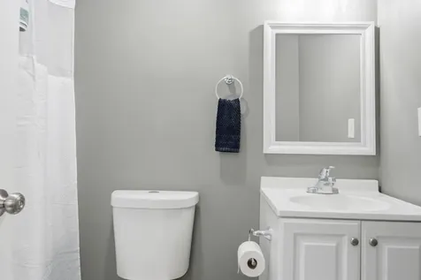 17 Chestnut Circle Merrimack NH 03054
