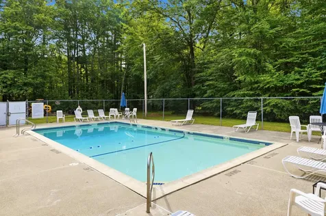 17 Chestnut Circle Merrimack NH 03054