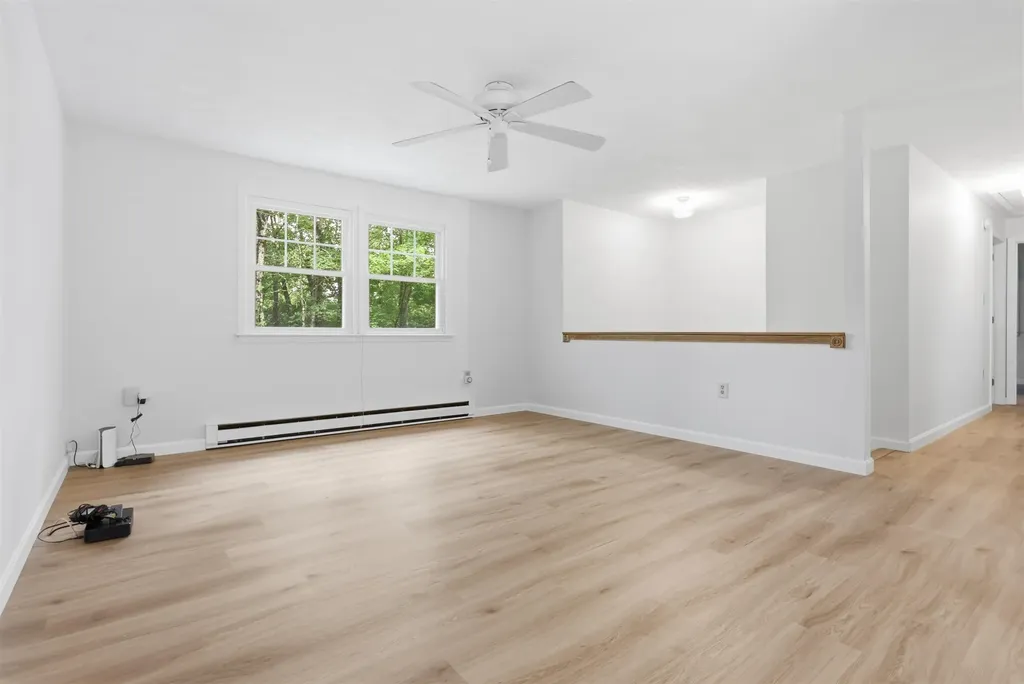 42 Jason Drive Goffstown NH 03045