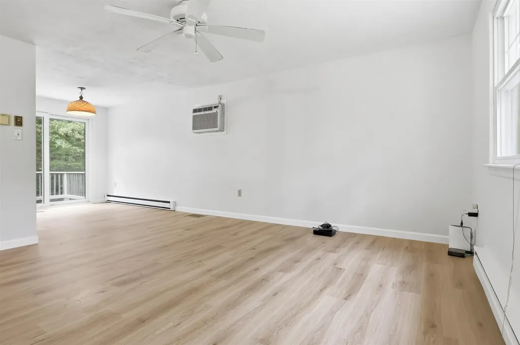42 Jason Drive Goffstown NH 03045