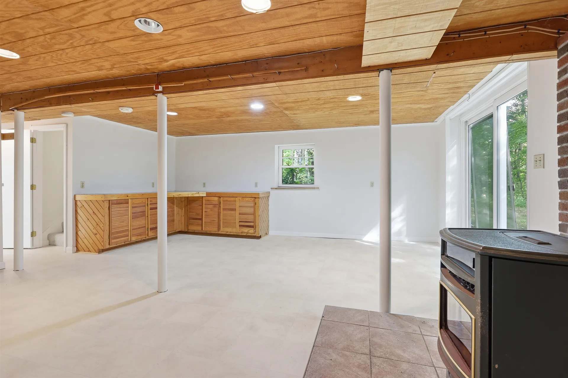 42 Jason Drive Goffstown NH 03045