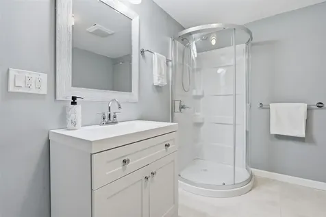42 Jason Drive Goffstown NH 03045