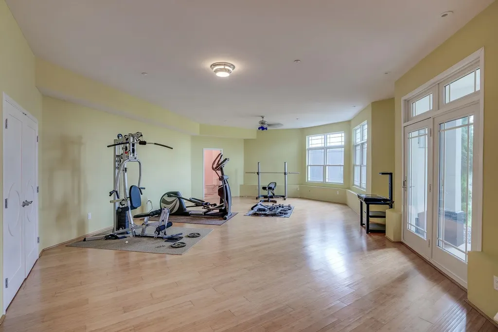 94 Foxberry Drive New Boston NH 03070